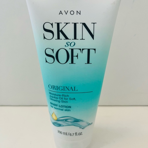 Avon Skin So Soft Lot of 2 Original Moisture Rich Body Lotion & Shower Gel - Picture 6 of 10